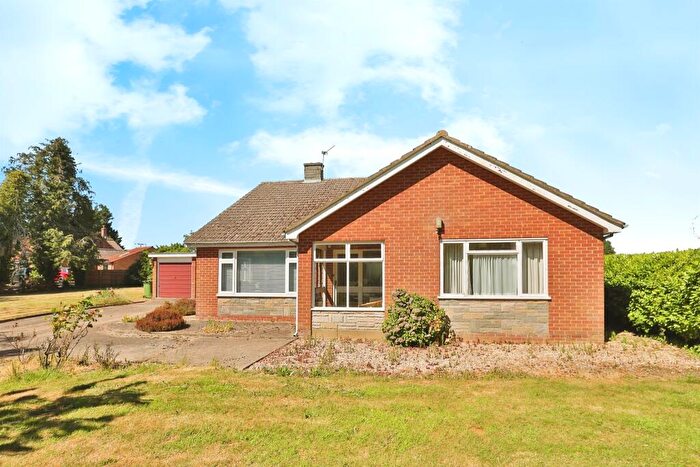 3 Bedroom Detached Bungalow For Sale In Low Road, North Tuddenham, Dereham, NR20