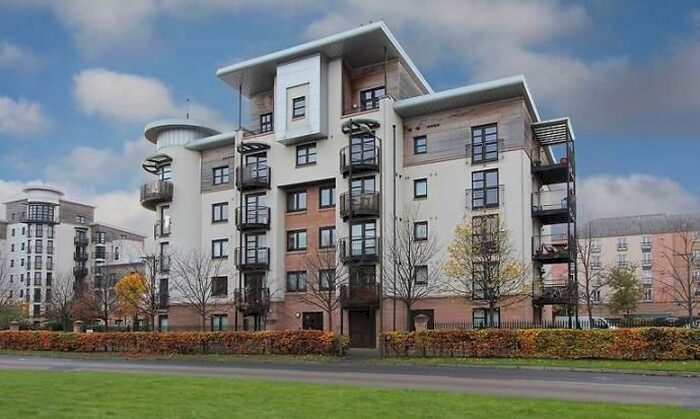 2 Bedroom Flat To Rent In Constitution Place, Edinburgh, EH6