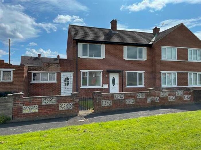 3 Bedroom Semi-Detached House To Rent In Veryan Road, Billingham, TS23