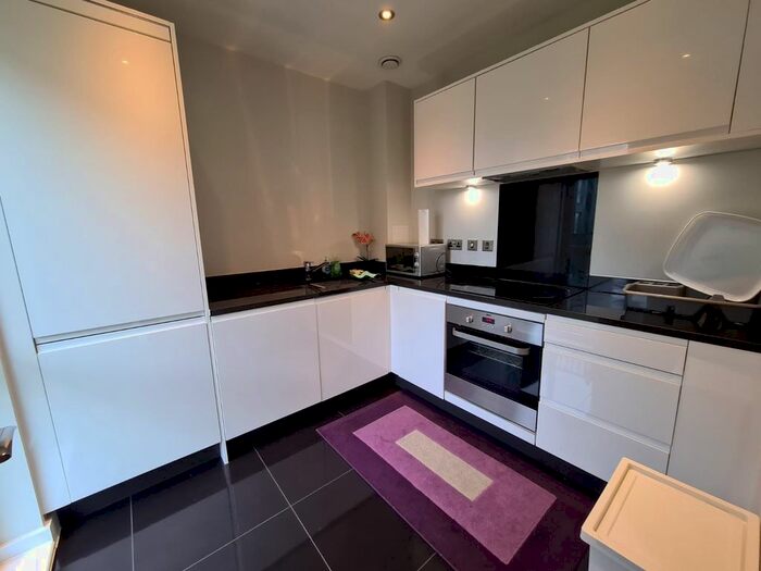 3 Bedroom Flat To Rent In Guardian Avenue, London, NW9