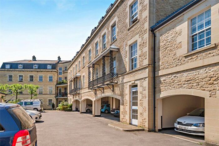 2 Bedroom Apartment For Sale In Sydney Wharf, Bath, Somerset, BA2