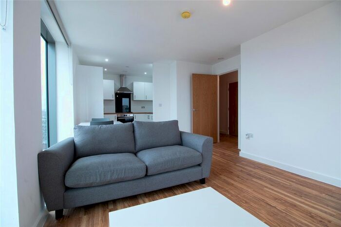 2 Bedroom Flat To Rent In Media City, Michigan Point Tower B, Michigan Avenue, Salford, M50