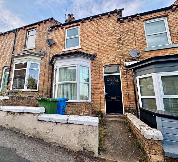 2 Bedroom Terraced House To Rent In Highfield, Scarborough, YO12