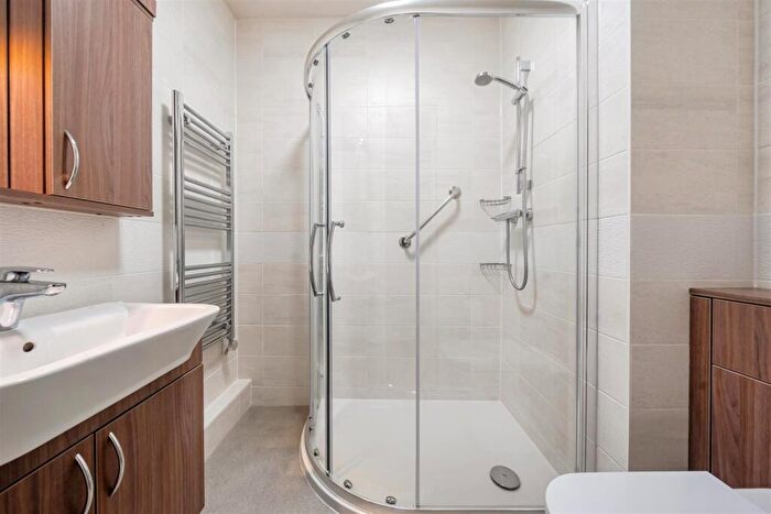 1 Bedroom Retirement Property For Sale In Rothesay Lodge, Highcliffe, Christchurch, BH23