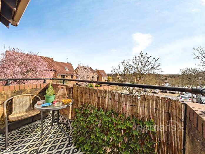 1 Bedroom Maisonette For Sale In Maiden Place, Lower Earley, Reading, RG6