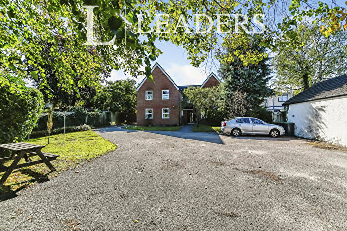 2 Bedroom Apartment To Rent In Springdon Court, Bedford, MK42