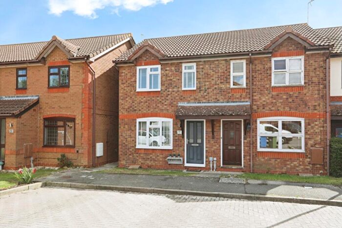 2 Bedroom End Of Terrace House For Sale In Appleford Drive, Minster On Sea, Sheerness, Kent, ME12