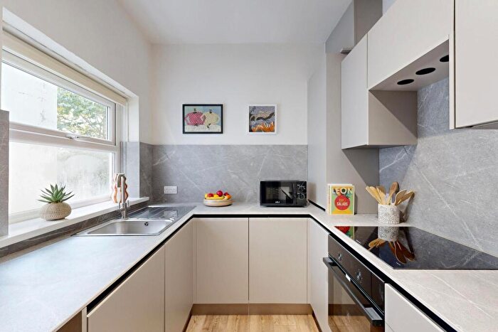 4 Bedroom House To Rent In Neville Terrace, Durham, DH1