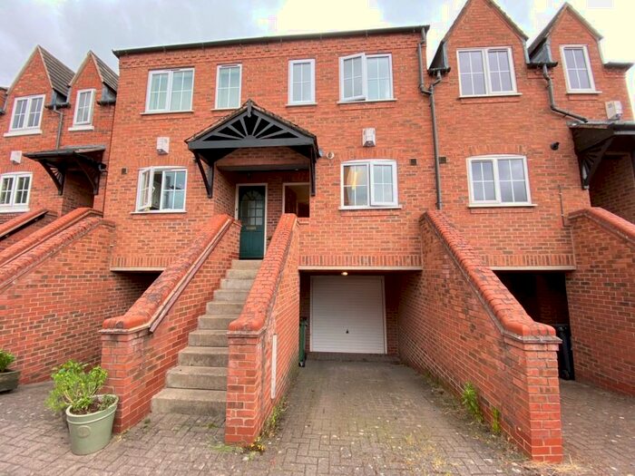 2 Bedroom Mews To Rent In The Roods, Rothley, LE7