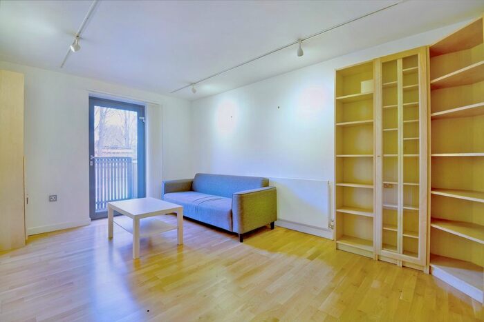 1 Bedroom Flat For Sale In Fortess Road, Kentish Town, London, NW5