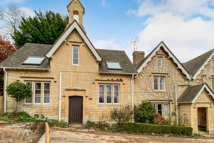 Semi-Detached House For Sale In Sheepscombe, Stroud, GL6