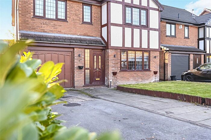 4 Bedroom Detached House For Sale In Newbridge Close, Callands, Warrington, Cheshire, WA5