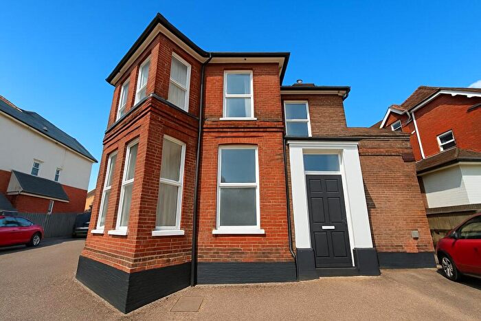 Studio To Rent In Cobden Avenue, Bitterne Park, Southampton, SO18