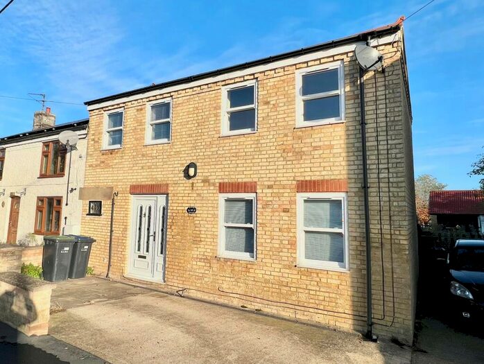 3 Bedroom Property To Rent In North Street, Wicken, CB7