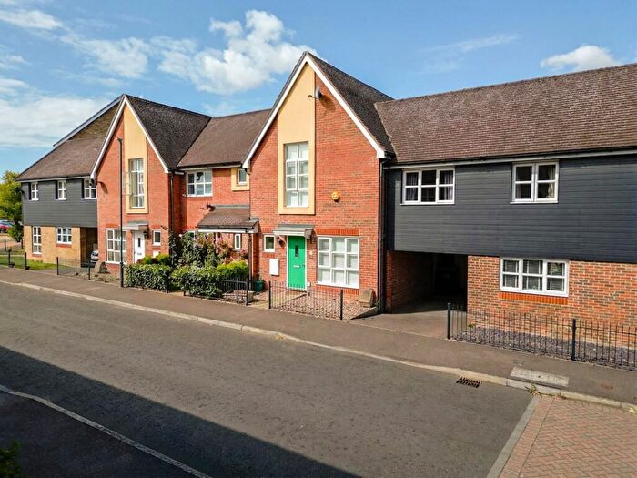 3 Bedroom Terraced House For Sale In Gwendoline Buck Drive, Aylesbury, HP21