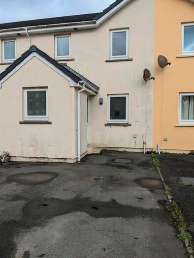 3 Bedroom Terraced House To Rent In King William Court, Pembroke Dock, SA72