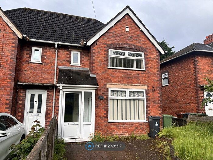 3 Bedroom Semi-Detached House To Rent In Walker Road, Walsall, WS3
