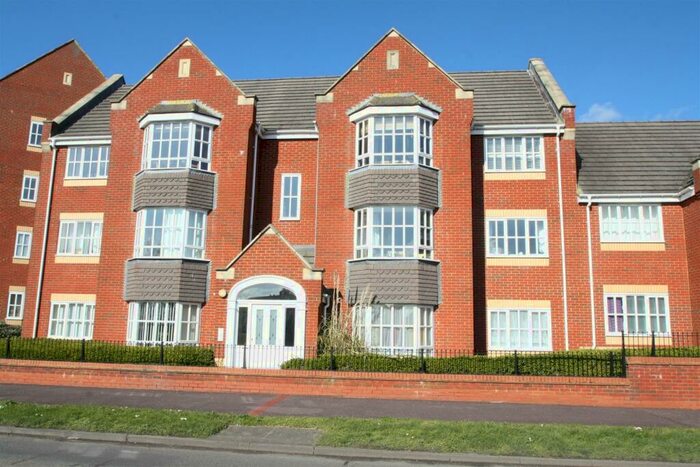 2 Bedroom Apartment To Rent In Knaresborough Court, Bletchley, Milton Keynes, MK3