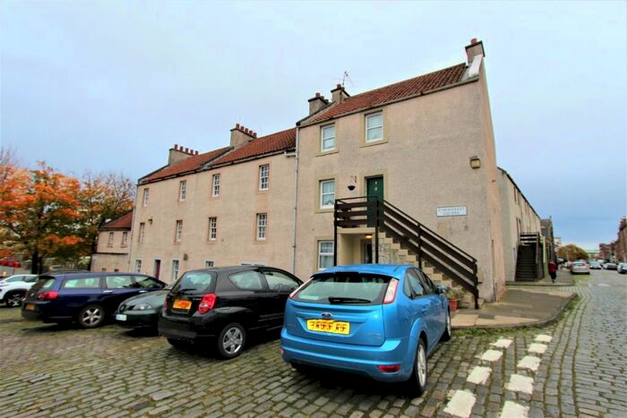 2 Bedroom Flat To Rent In Fishmarket Square, Leith, Edinburgh, EH6