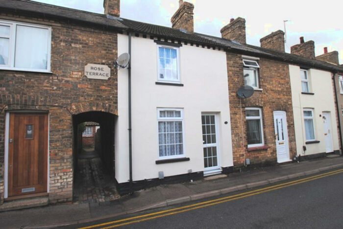 2 Bedroom Terraced House To Rent In Rose Lane, Biggleswade, SG18