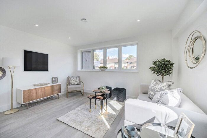 1 Bedroom Flat For Sale In Croydon Road, Beckenham, BR3