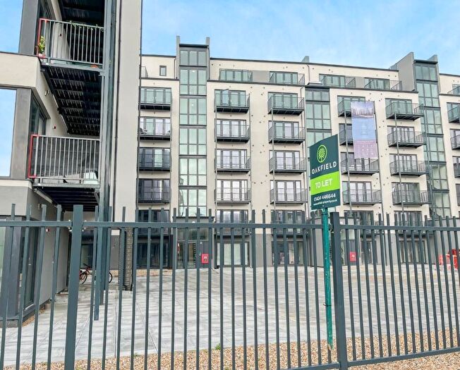 2 Bedroom Flat To Rent In Flat, Martin Court, Hastings, TN34