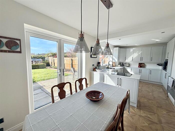 3 Bedroom House For Sale In Lambton Drive, Hetton-Le-Hole, Houghton Le Spring, DH5