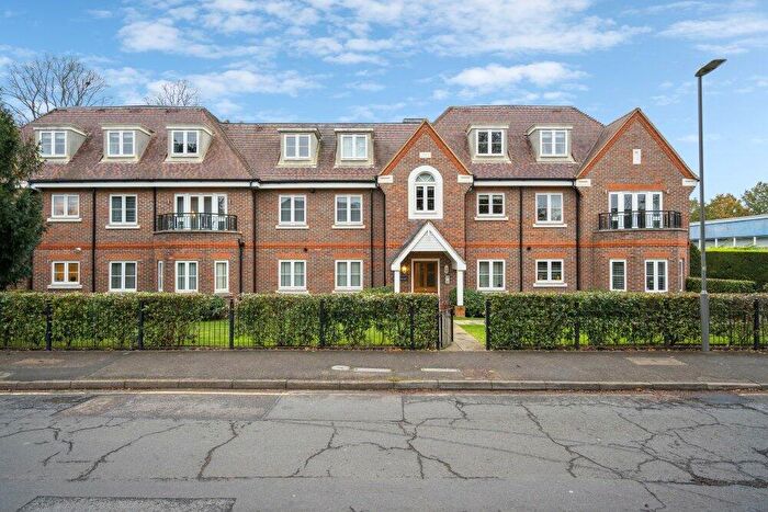 2 Bedroom Apartment To Rent In Gregories Road, Beaconsfield, Buckinghamshire, HP9