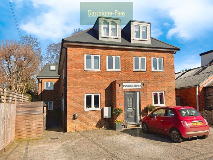 2 Bedroom Apartment To Rent In Portland Road, Dorking, RH4