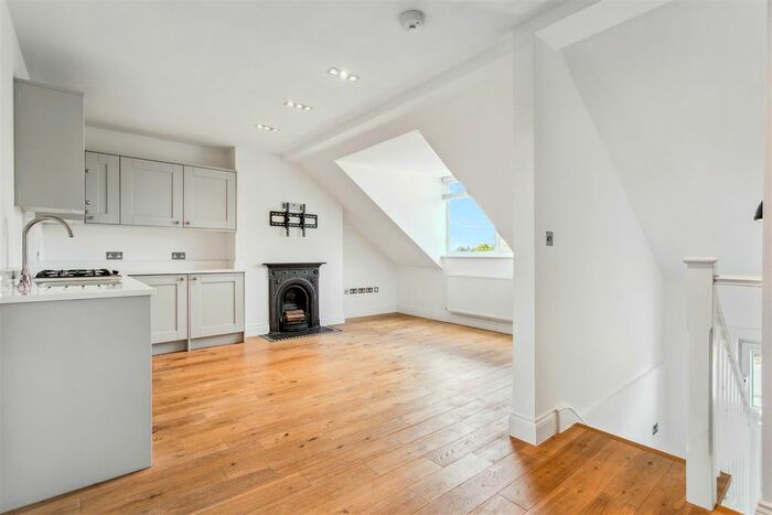 1 Bedroom Flat To Rent In St Marys Grove, Chiswick, W4