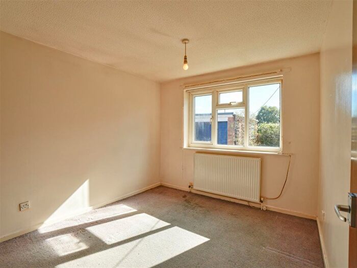 2 Bedroom Detached Bungalow For Sale In Barley View, Wigginton, York, YO32