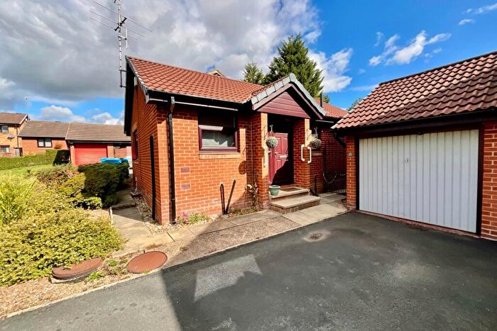2 Bedroom Bungalow For Sale In Lundwood Close, Owlthorpe, Sheffield, Sheffield, S20