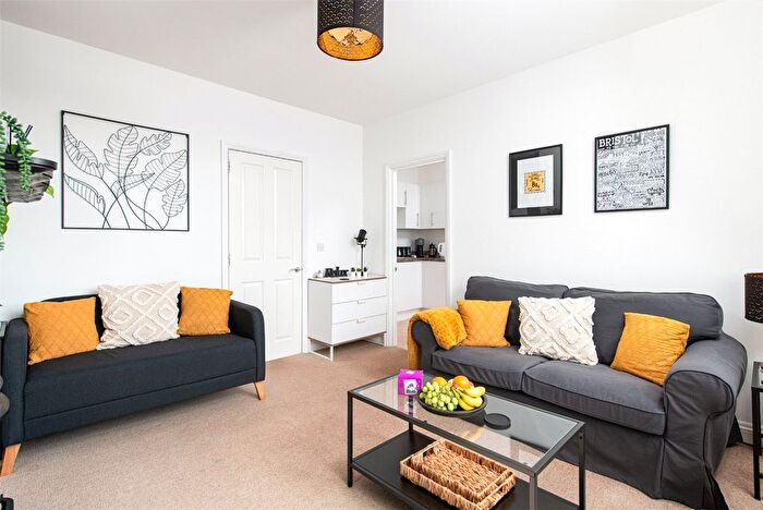 2 Bedroom Flat To Rent In Salisbury Road, St Annes, Bristol, BS4