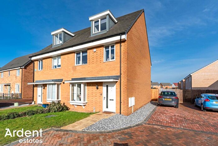 3 Bedroom Semi-Detached House For Sale In Wellesley Rd, Maldon, CM9