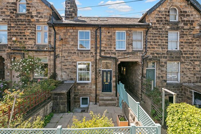 2 Bedroom Detached House To Rent In Carlton Street, Otley, West Yorkshire, LS21