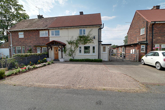 3 Bedroom Semi-Detached House For Sale In Maltkiln Lane, Elsham, Brigg, DN20