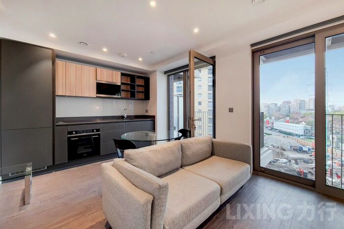 1 Bedroom Studio To Rent In Western Gateway, Royal Docks, E16
