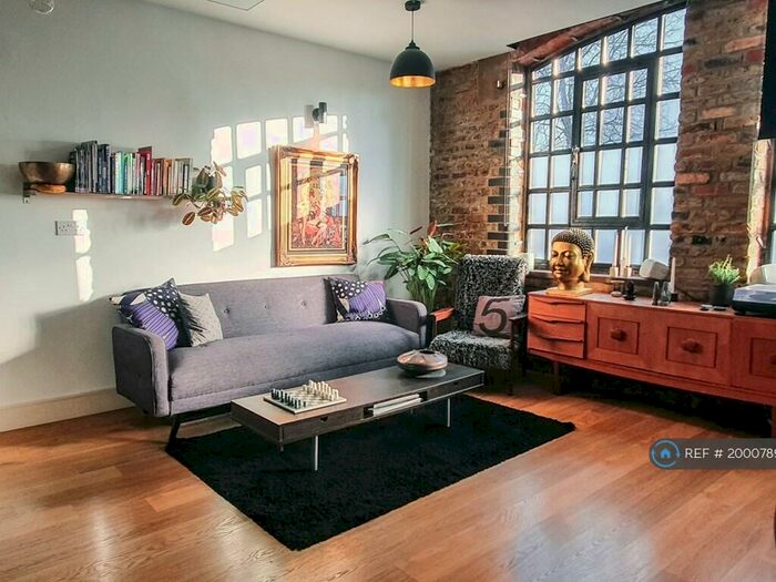 1 Bedroom Flat To Rent In Peckham Rye, London, SE15