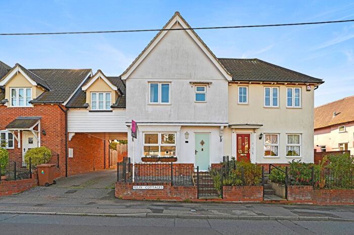 3 Bedroom Link Detached House To Rent In The Street, Capel St Mary, IP9