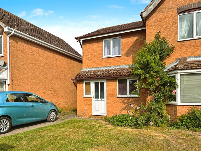 2 Bedroom Semi-Detached House For Sale In Banks Furlong, Chesterton, Bicester, OX26