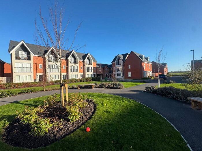 1 Bedroom Coach House For Sale In Darlton Drive, Kew, Southport, Merseyside, PR8