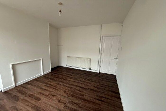 2 Bedroom Property To Rent In Carter Road, Wolverhampton, WV6