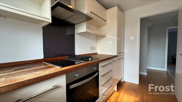 1 Bedroom Flat To Rent In Redford Close, Feltham, Middlesex, TW13