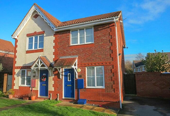 2 Bedroom End Of Terrace House To Rent In Westons Brake, Emersons Green, Bristol, BS16