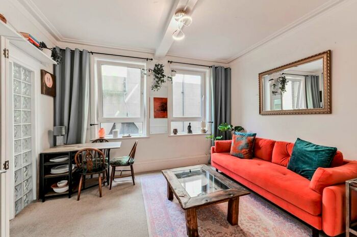 2 Bedroom Flat To Rent In Highbury Corner, Highbury, London, N5