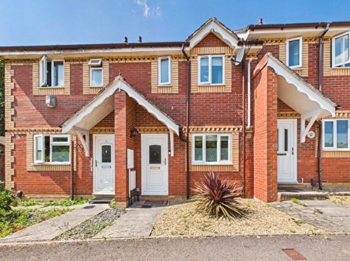 2 Bedroom Property To Rent In St. Pierre Drive, Bristol, BS30