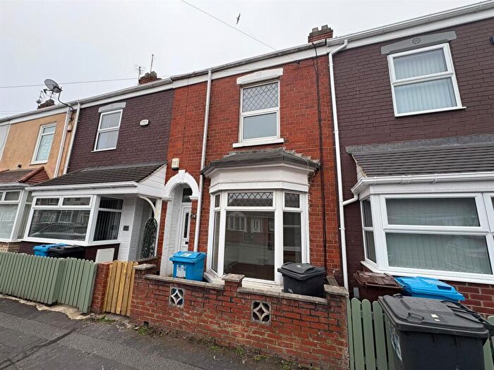 2 Bedroom House To Rent In Mersey Street, Hull, HU8