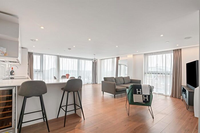 2 Bedroom Flat To Rent In The Waterside Apartments, West Bridgford, NG2