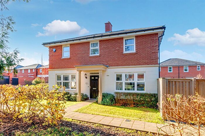 4 Bedroom Property For Sale In Heath Way, Shenley, Radlett, WD7