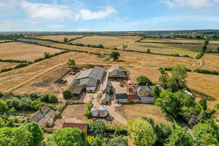 5 Bedroom Detached House For Sale In Fedwells Farm, Warkton, Kettering, Northamptonshire, NN16